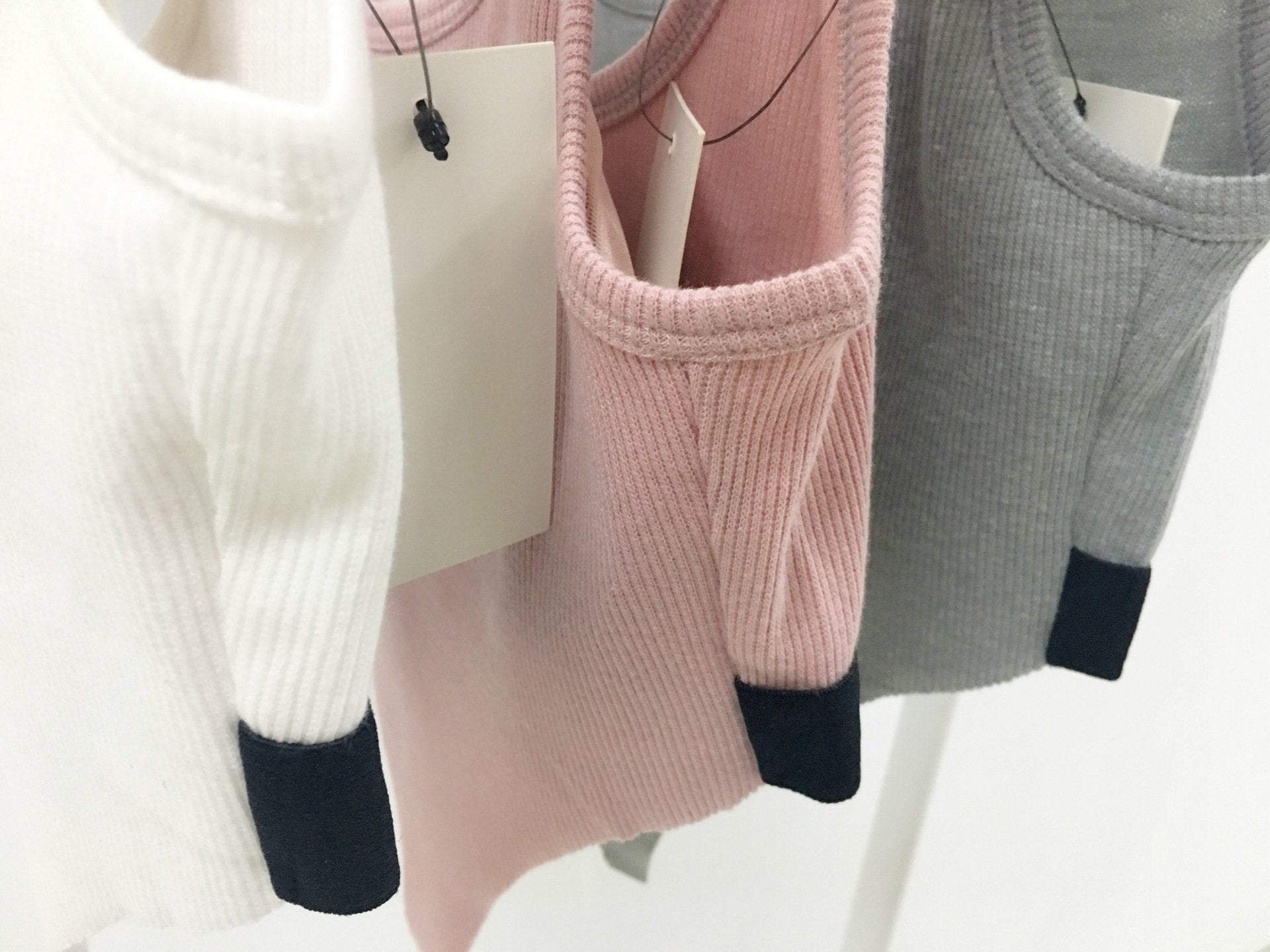 Solid Color Sports Bra